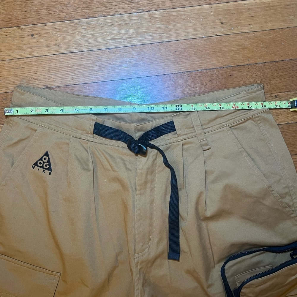 Nike ACG deep mustard color Cargo Pants. Size Large. - Picture 7 of 8